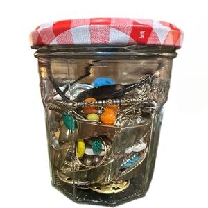 *SUPER BOWL FLASH SALE* Mystery jewelry jar (includes pearls)